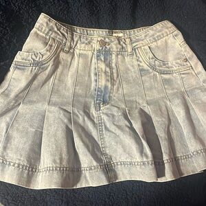 Boutique Denim Pleated Skirt (Peach Love)​